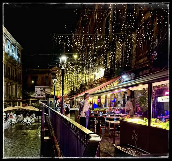 LATE AT NIGHT / AT THE “PESCHERIA”