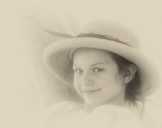 HAPPY / PIONEER GIRL