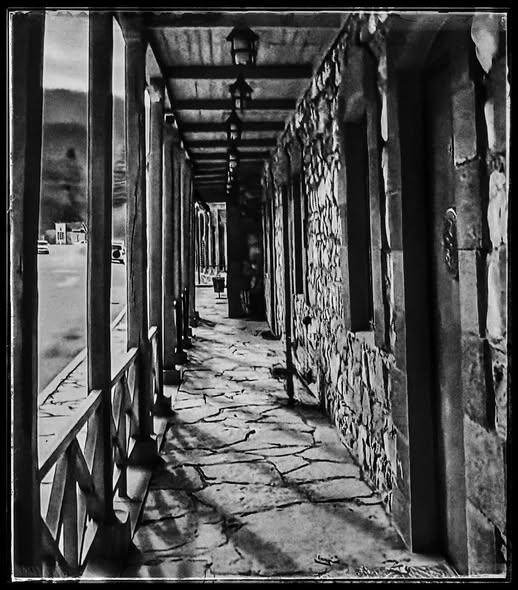 OL’ WESTERN VANISHING LINES