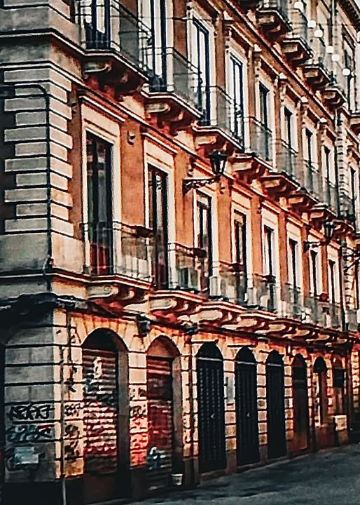 CATANIA, ITALY: VANISHING LINES