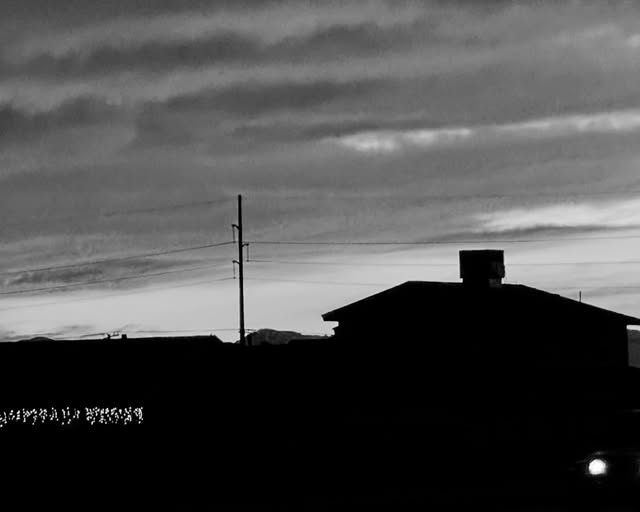 LIL HOUSE ON THE CHIHUAHUA DESERT