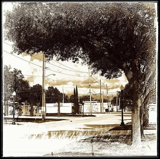 LITTLE TOWN PERSPECTIVE