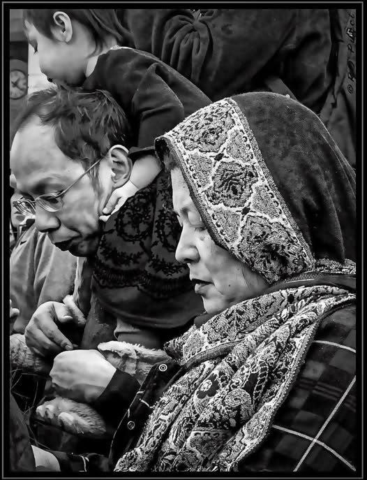 PEOPLE AT THE VIETNAMESE NEW YEAR EVENT