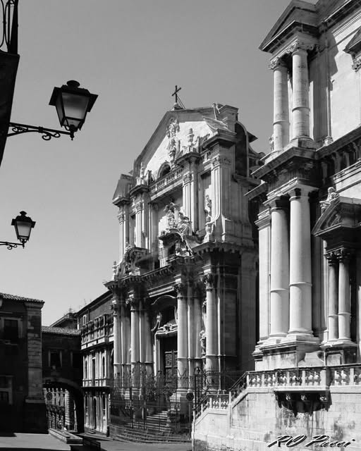 VIA CROCIFERI / A BAROQUE TREASURE CHEST
